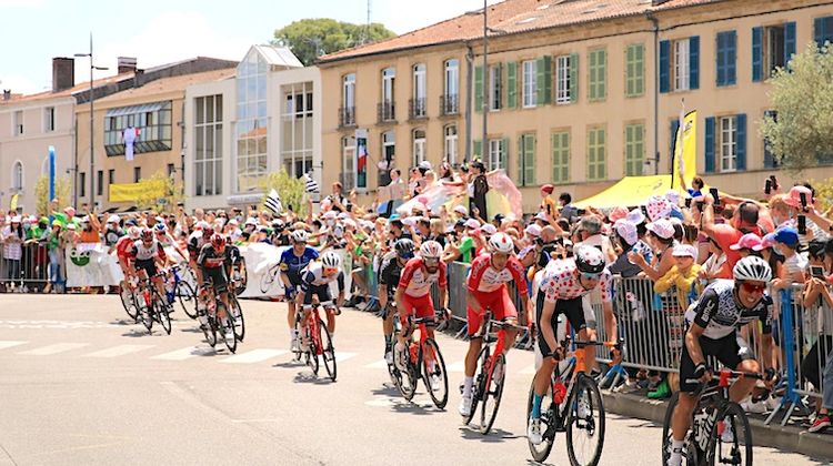 LE TOUR - Hagetmau en fête, fière de son départ d’étape